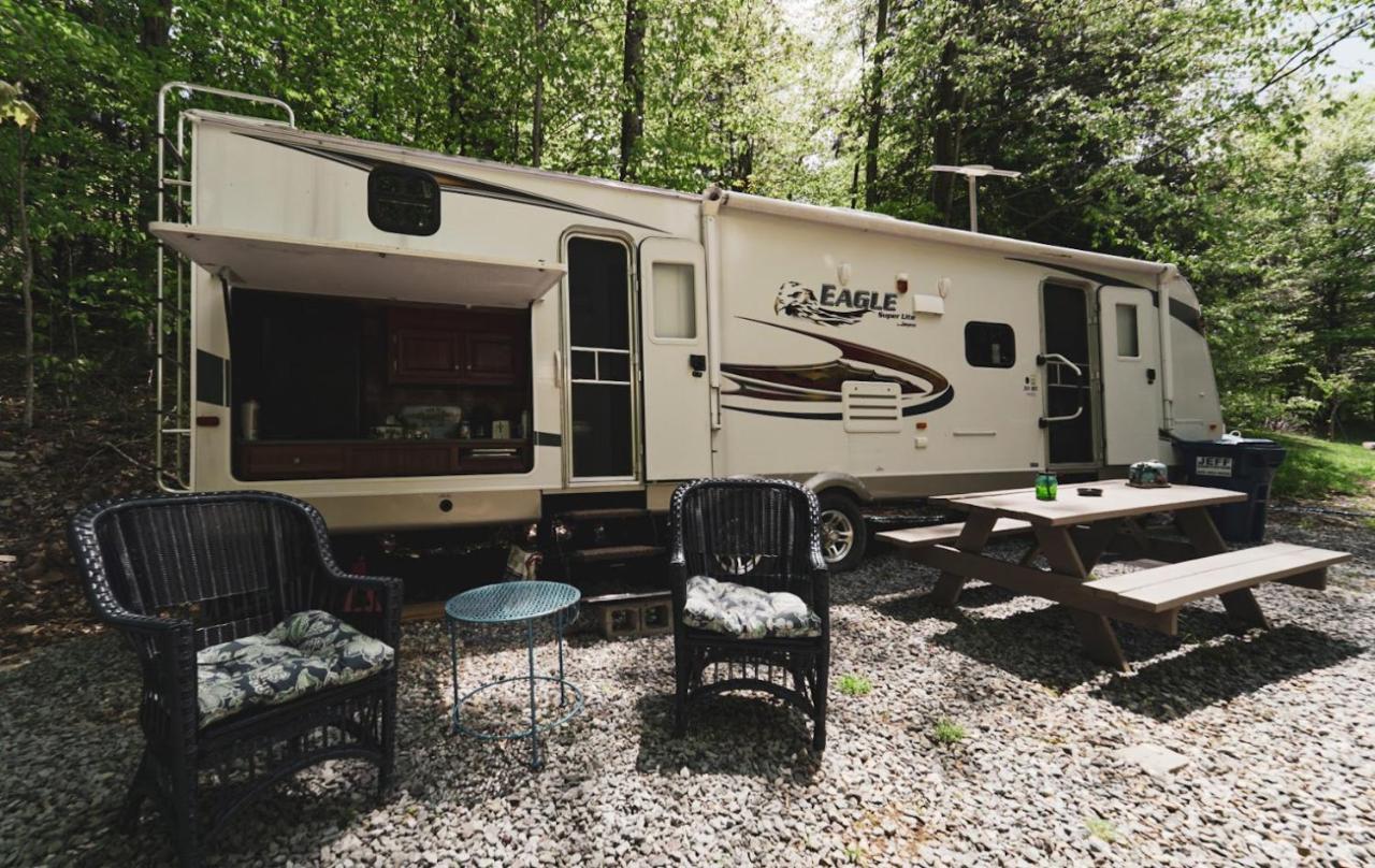Rv Adventure Pet Friendly Campsite Roscoe