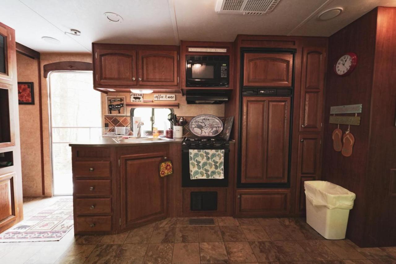Rv Adventure Pet Friendly Campsite